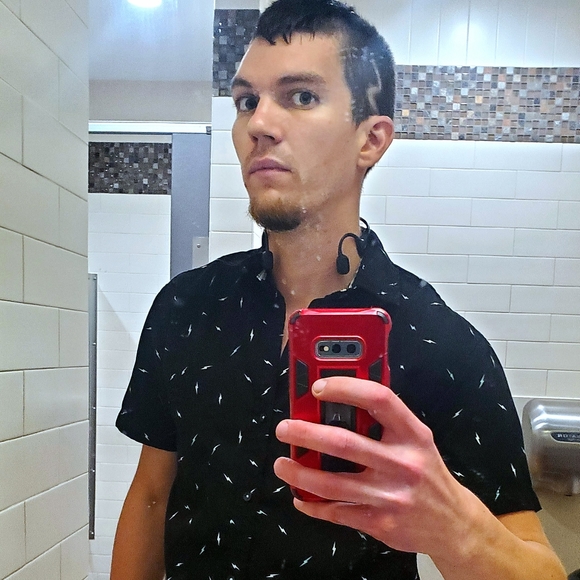 Meet your Posher, Rylan - Picture 4 of 8